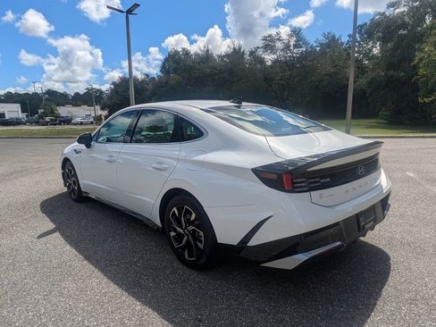 Used 2024 Hyundai Sonata SEL FWD image 5