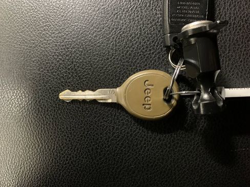 Used 2013 Jeep Wrangler Sport image 25