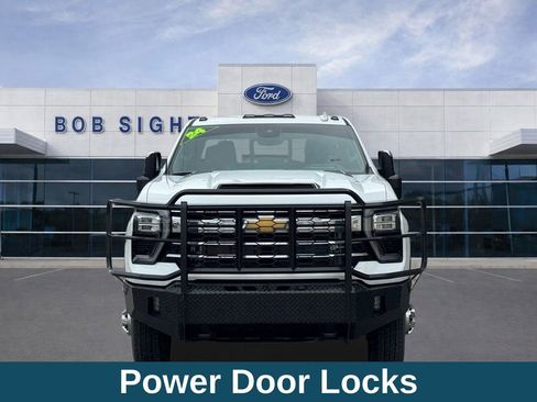 Used 2024 Chevrolet Silverado 3500 LTZ w/ LTZ Convenience Package AWD/4WD image 33