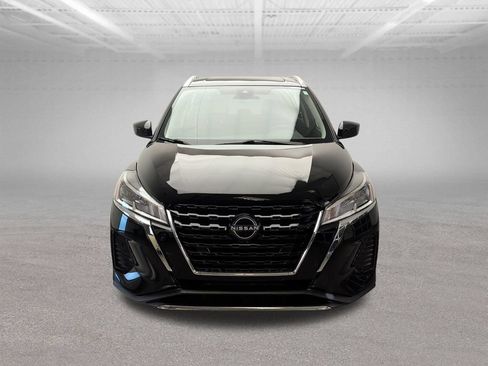Certified 2022 Nissan Kicks SV FWD image 11