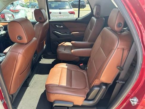 Used 2018 Chevrolet Traverse High Country AWD/4WD image 15