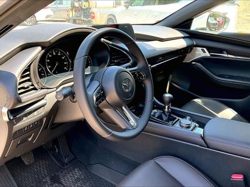 New 2026 MAZDA MAZDA3 2.5 S Hatchback w/ Premium Pkg FWD image 14