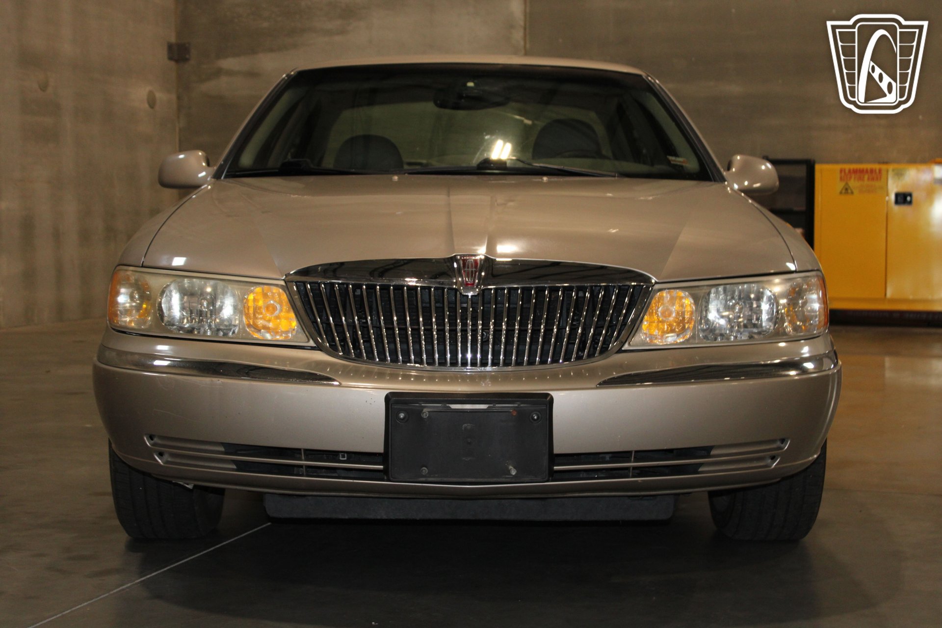 Used 1999 Lincoln Continental FWD image 24