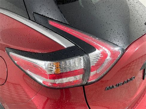 Used 2018 Nissan Murano Platinum image 19