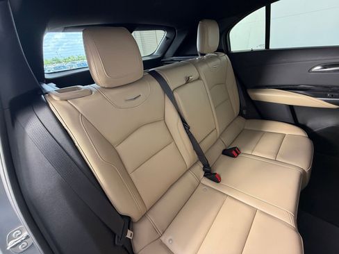 Used 2024 Cadillac XT4 Luxury w/ Cold Weather Package image 29