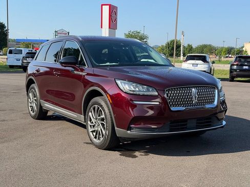 Used 2021 Lincoln Corsair AWD image 1