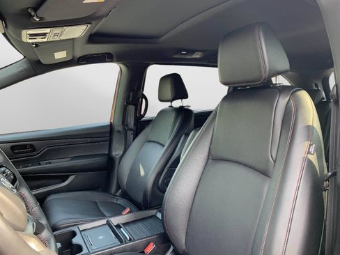Certified 2025 Honda Odyssey Sport-L image 28