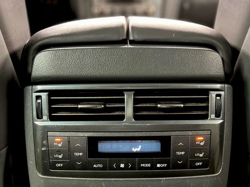 Used 2008 Lexus LX 570 4WD image 26