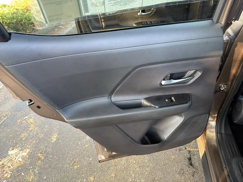 New 2026 Nissan Kicks SV image 30