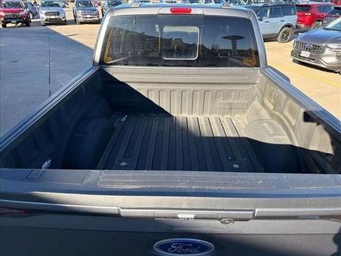 Used 2022 Ford F150 Lariat AWD/4WD image 9