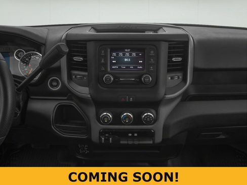 Used 2022 RAM 2500 Big Horn w/ Level 1 Equipment Group AWD/4WD image 5