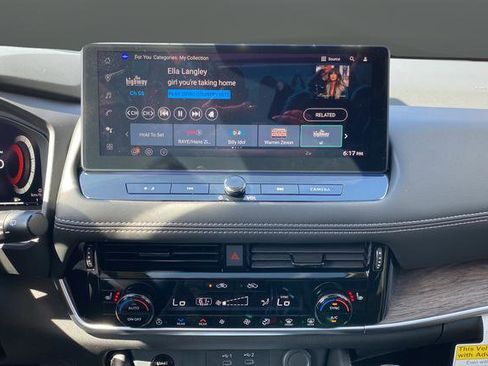 New 2026 Nissan Rogue Platinum image 13