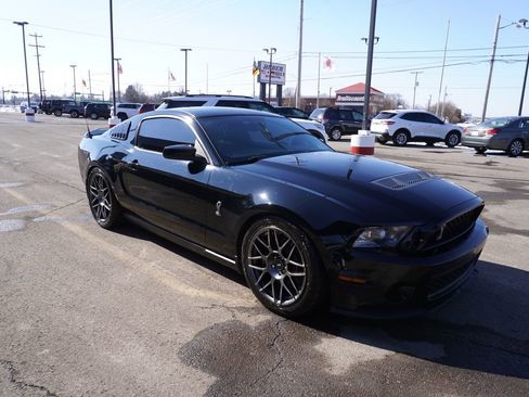 Used 2011 Ford Mustang Shelby GT500 w/ SVT Performance Pkg image 9