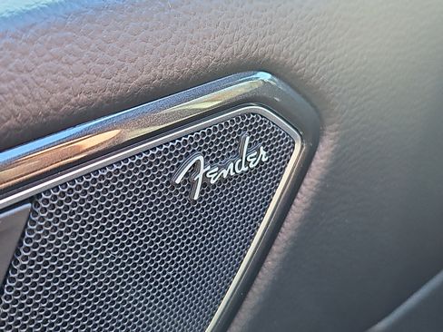 Certified 2022 Volkswagen Tiguan SEL R-Line image 14