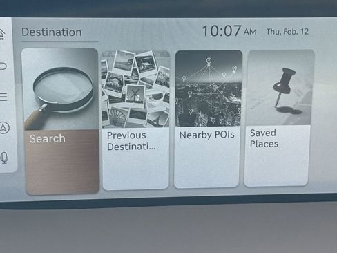 Used 2025 Genesis G90 3.5T image 31