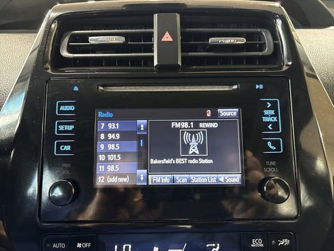 Certified 2018 Toyota Prius Two w/ Prius Two Safety Plus Package image 16