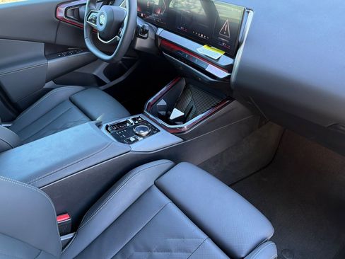 Used 2025 BMW X3 xDrive30i w/ Convenience Package image 19