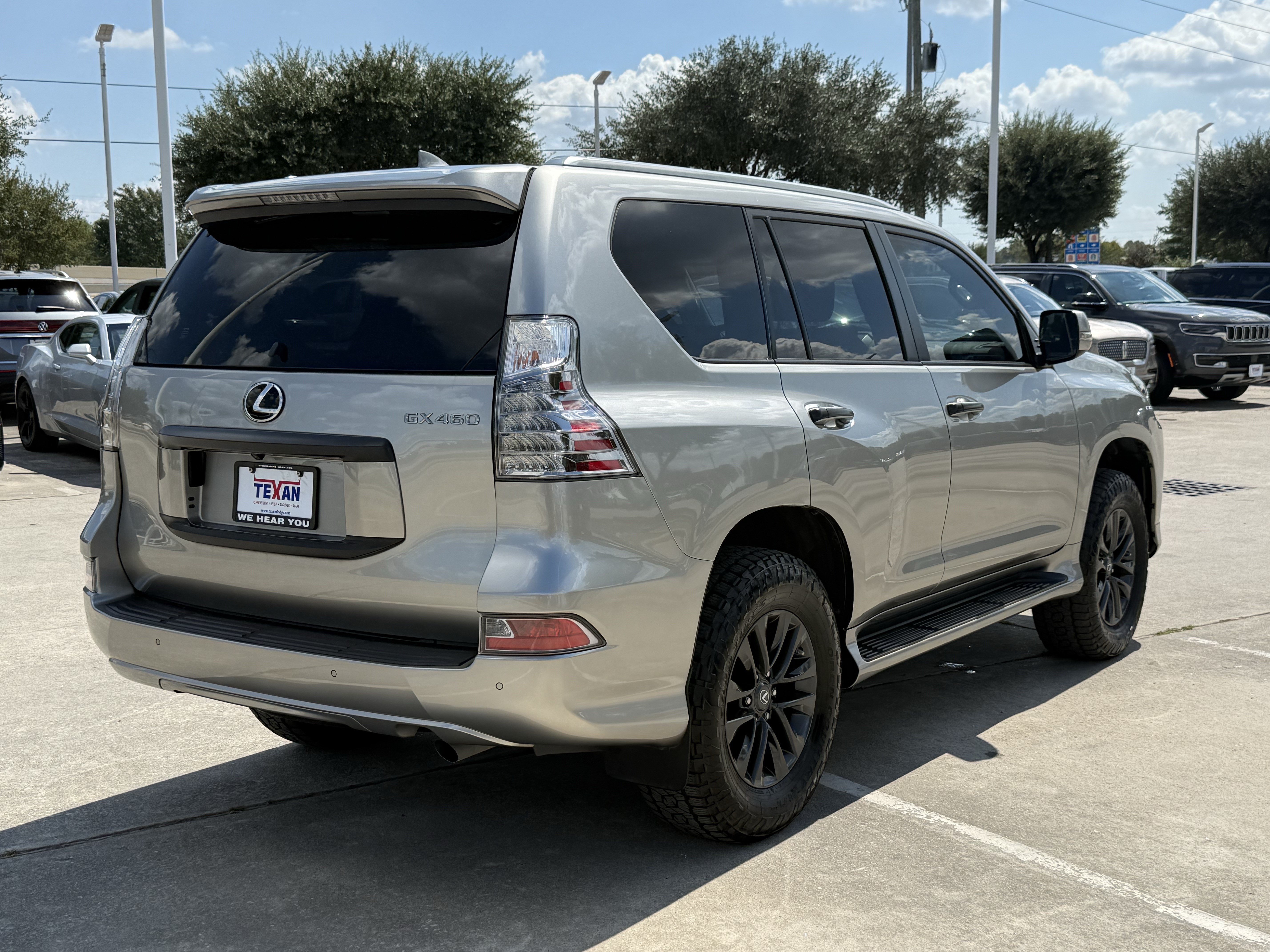 Used 2023 Lexus GX 460 Premium w/ Premium Plus Package AWD/4WD image 5