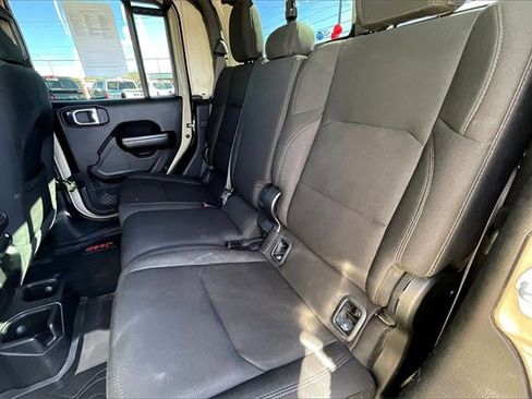 Used 2020 Jeep Gladiator Sport w/ Quick Order Package 24S image 28