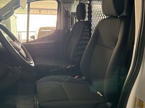Used 2024 Ford Transit 250 Low Roof w/ Exterior Upgrade Package image 5