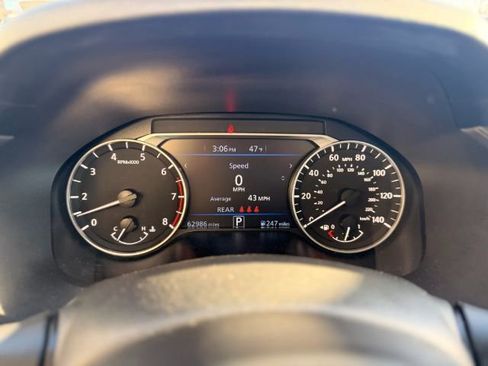 Used 2023 Nissan Altima 2.5 SV FWD image 24