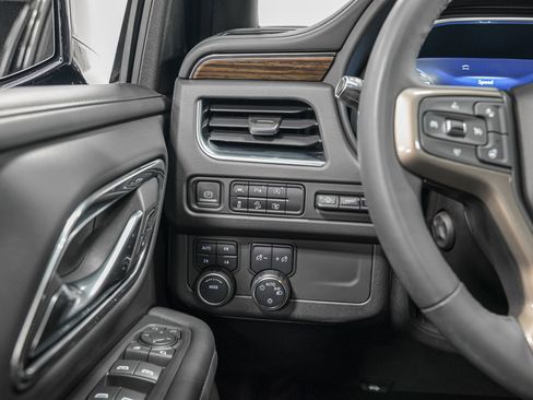 Used 2023 Chevrolet Tahoe High Country w/ Premium Package 2 image 18