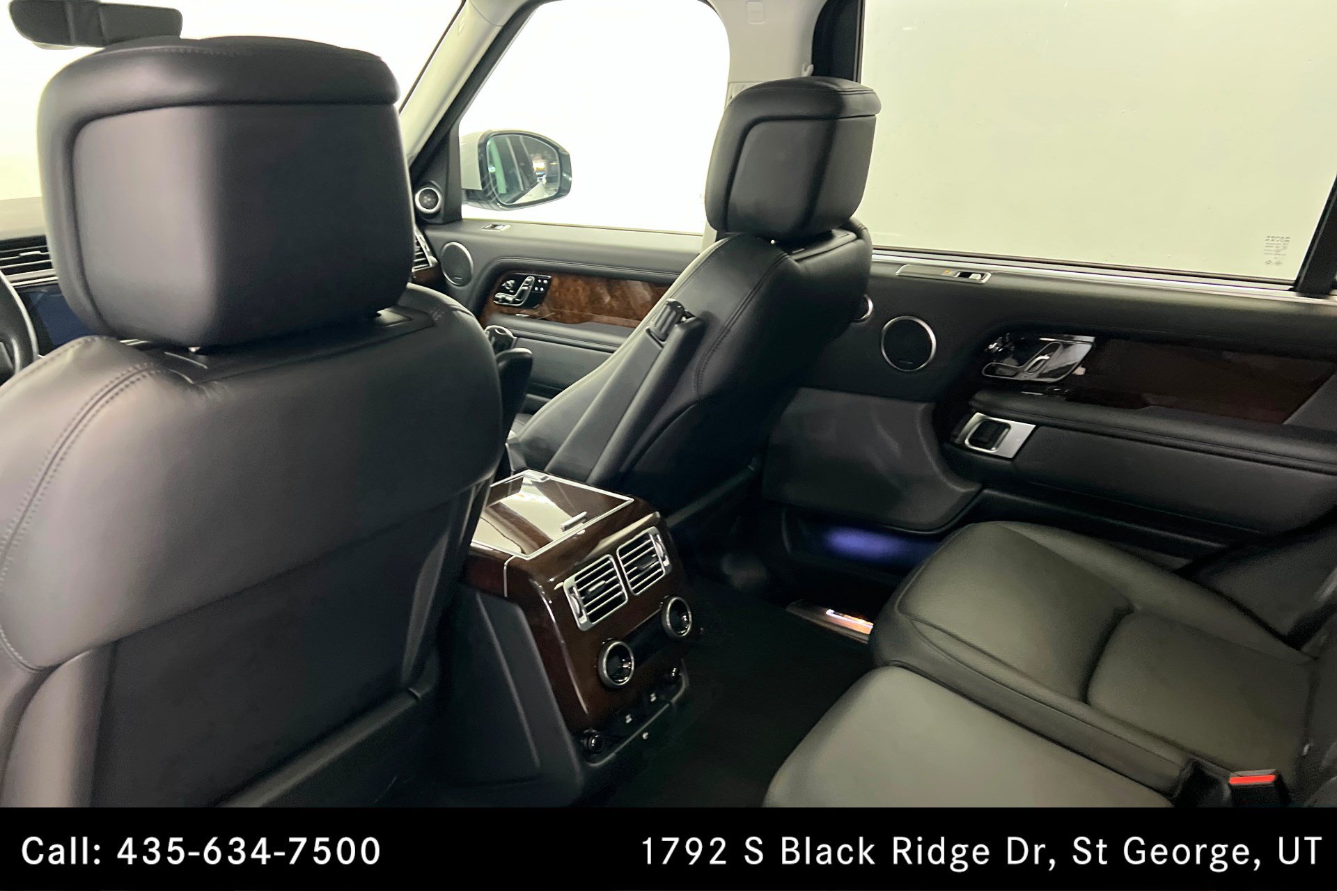 Used 2021 Land Rover Range Rover P525 Westminster Edition LWB AWD/4WD image 19
