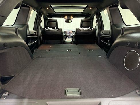 Used 2020 Jeep Grand Cherokee Limited w/ Luxury Group II image 29