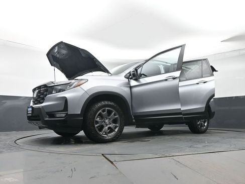 Certified 2024 Honda Passport TrailSport image 48