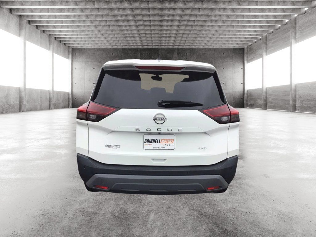 Used 2023 Nissan Rogue S AWD/4WD image 6