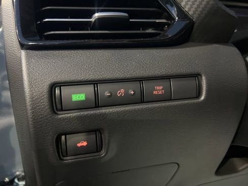 New 2025 Nissan Sentra SR image 41