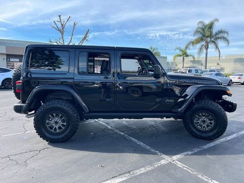 Used 2022 Jeep Wrangler Unlimited Rubicon w/ Trailer Tow Package image 8