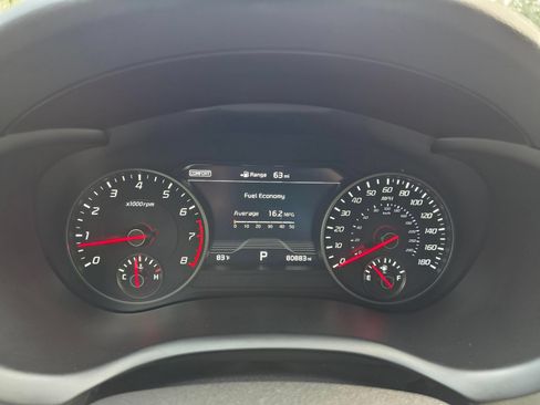Used 2019 Kia Stinger GT2 AWD/4WD image 12