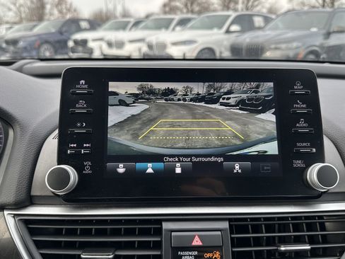 Used 2021 Honda Accord Touring image 26