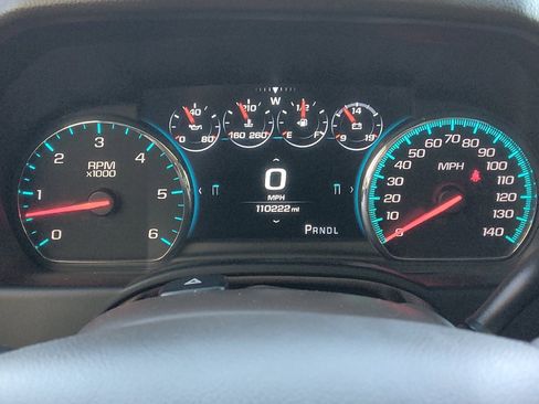 Used 2020 Chevrolet Suburban Premier AWD/4WD image 23