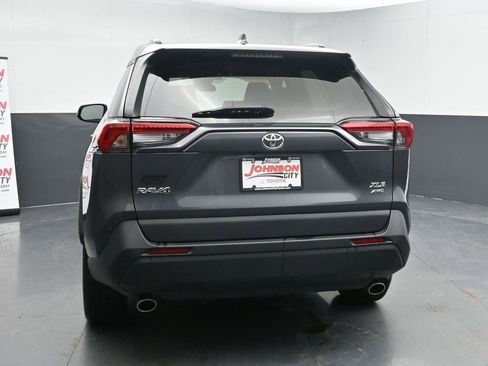 Used 2023 Toyota RAV4 XLE image 7