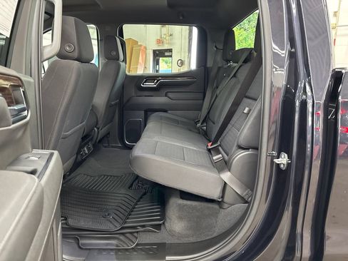 Used 2023 GMC Sierra 1500 Elevation AWD/4WD image 15