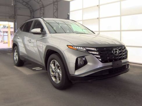 Used 2023 Hyundai Tucson SEL AWD/4WD image 4