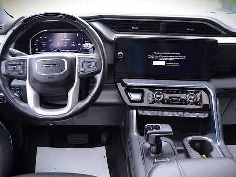 Used 2024 GMC Sierra 1500 Denali AWD/4WD image 20