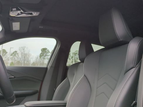 Used 2025 BMW X2 xDrive28i image 16