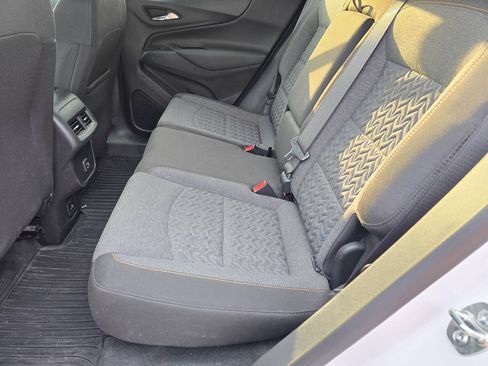Used 2023 Chevrolet Equinox LT AWD/4WD image 25