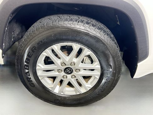 Used 2024 Toyota Tundra SR5 w/ SR5 Premium Package RWD image 13
