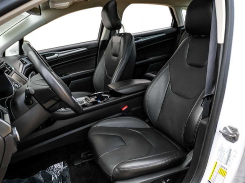 Used 2014 Ford Fusion Energi Titanium image 33