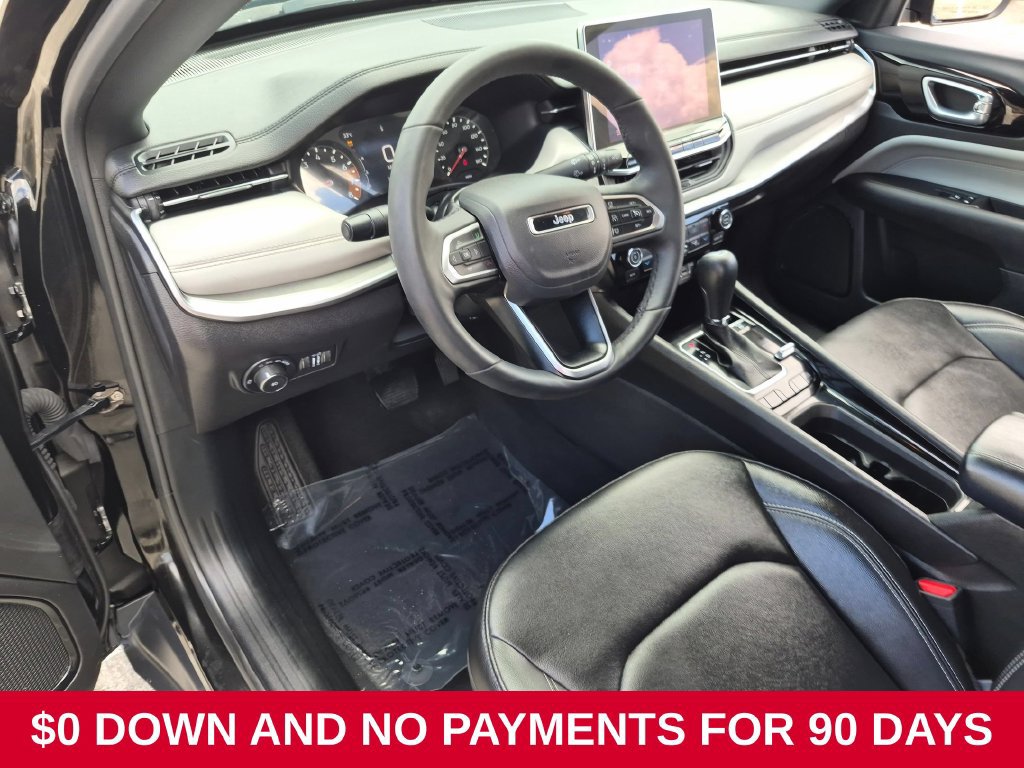 Used 2025 Jeep Compass Limited AWD/4WD image 9