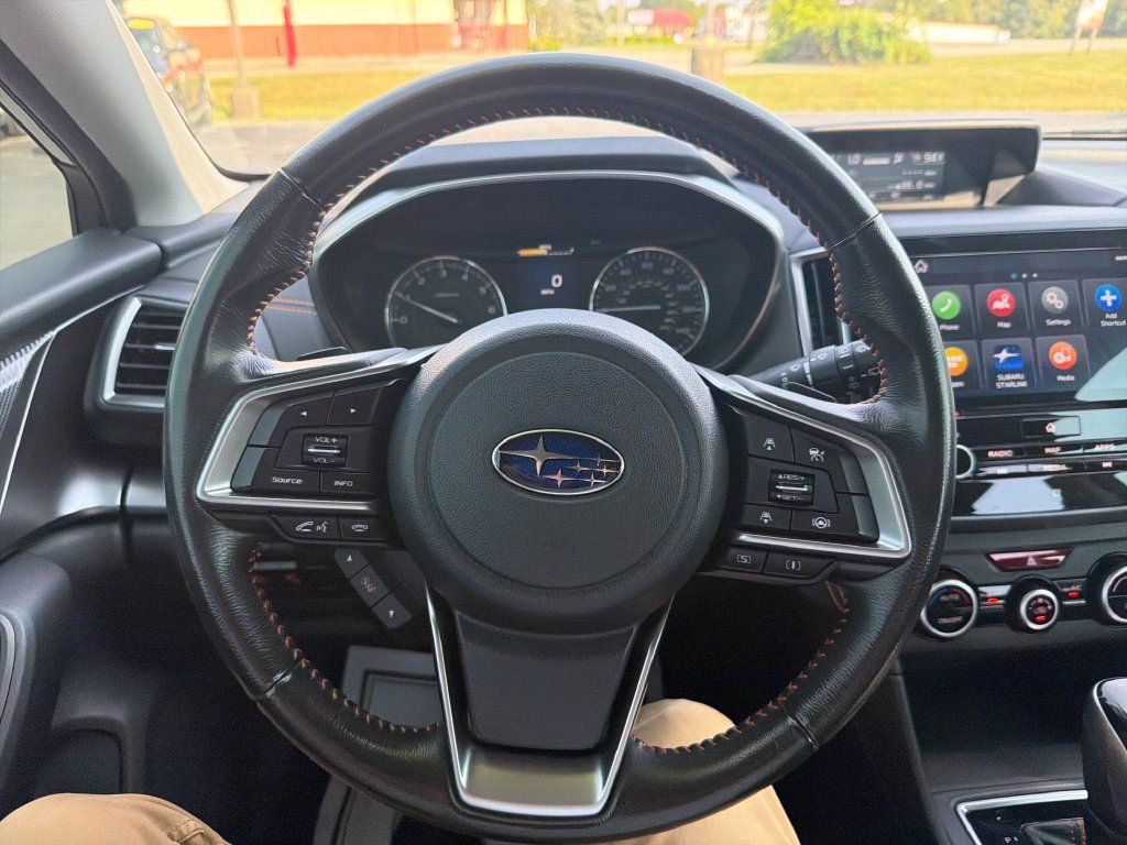 Used 2022 Subaru Crosstrek 2.5i Limited w/ Moonroof Package 2 AWD/4WD image 6