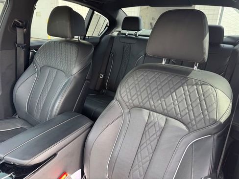 Certified 2023 BMW M550i xDrive w/ Executive Package AWD/4WD image 19