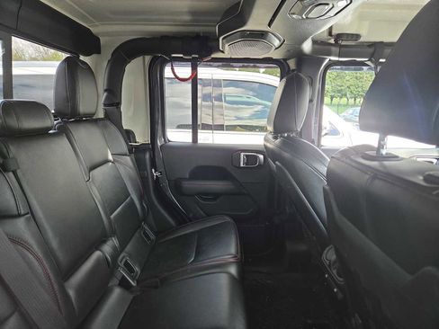 Used 2020 Jeep Gladiator Rubicon image 12