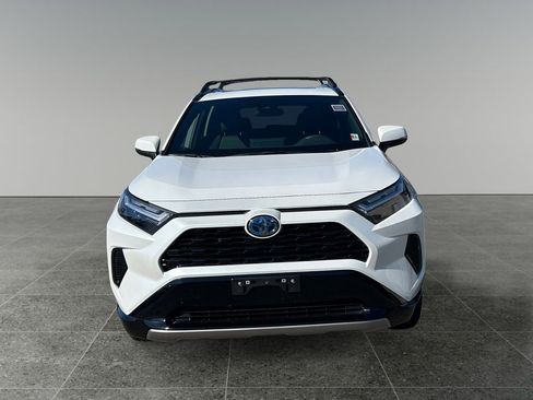 Used 2024 Toyota RAV4 SE AWD/4WD image 2