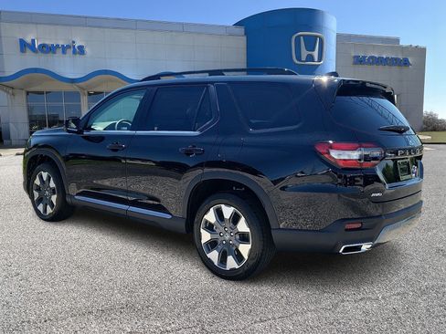 New 2026 Honda Pilot Elite image 3