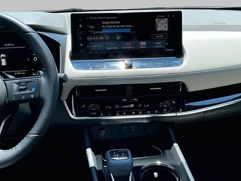 Used 2024 Nissan Rogue SL w/ SL Premium Package FWD image 7